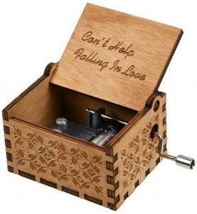 CommunityAd Trades - Arts & Crafts - wooden music box